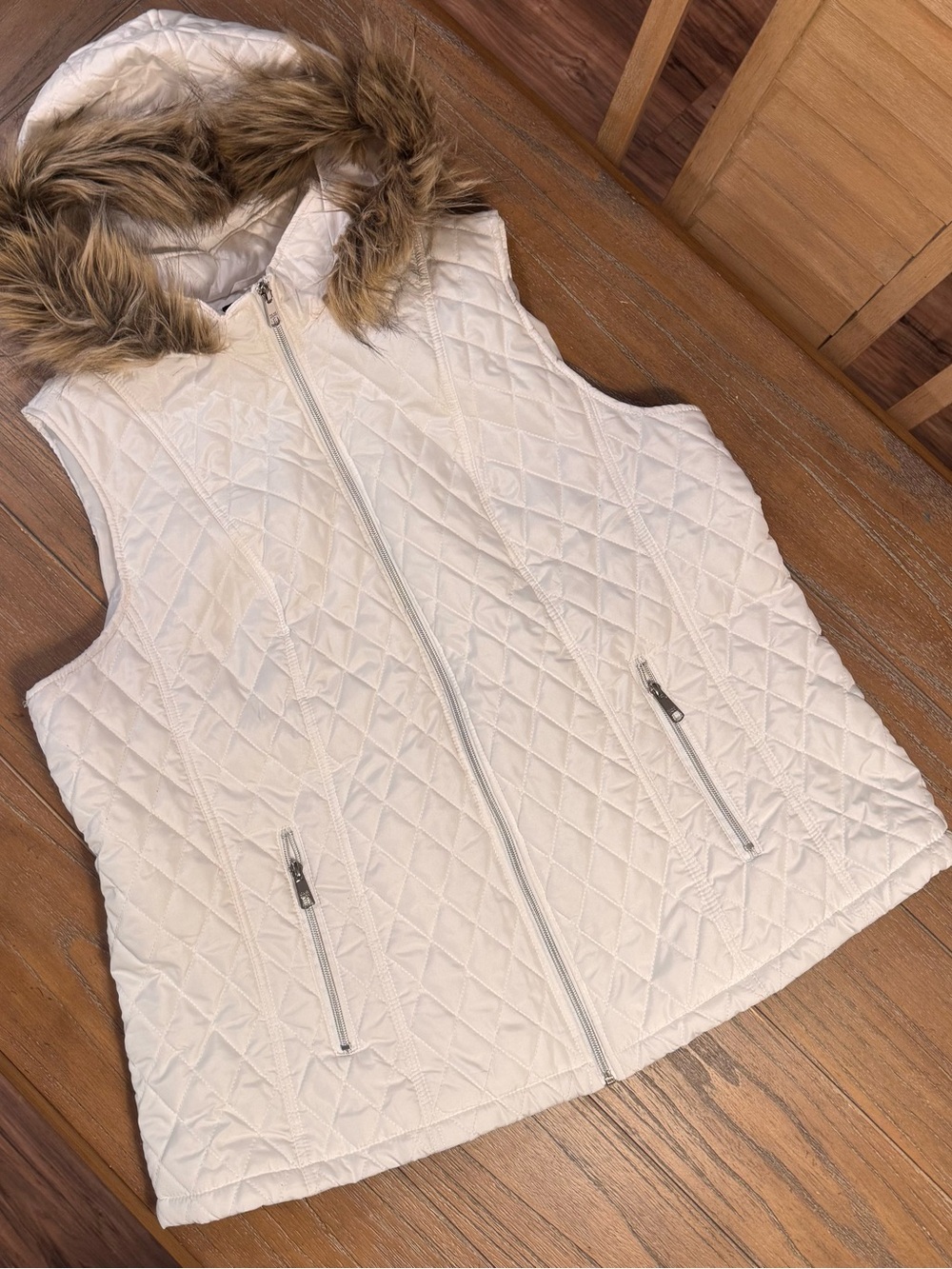 Black Rivet White Quilted Lined Jacket #62